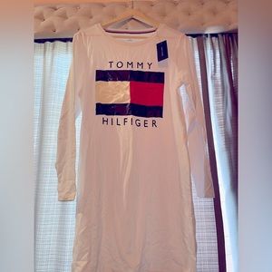 For a look that never goes out of style, Tommy